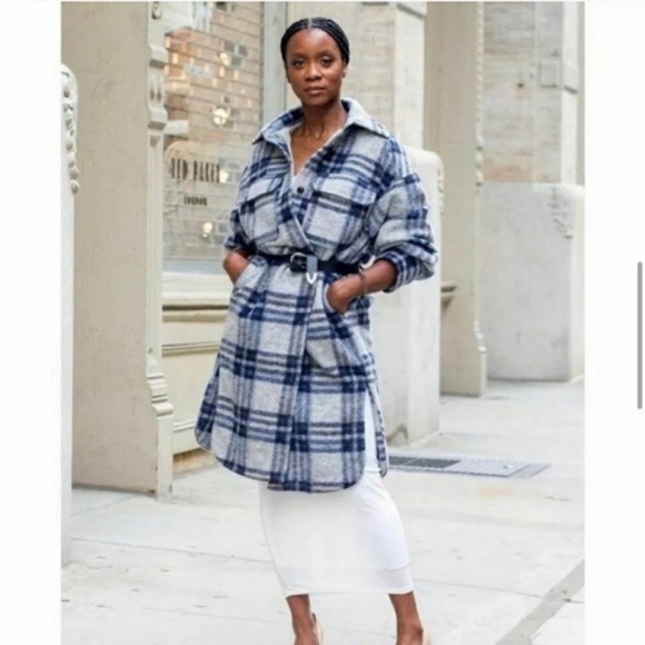 H&M Plaid Shacket Bloggers Favorite! - Picture 2 of 8